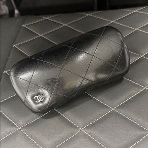 CHANEL Black Quilted Leather Eyewear Case & UNOPENED Cleaning Clothing AUTHENTIC